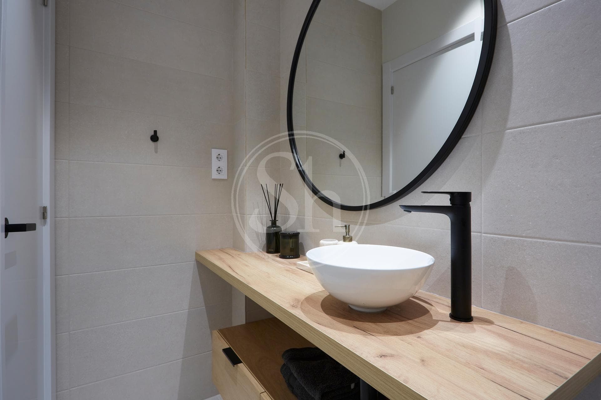 property_image_12