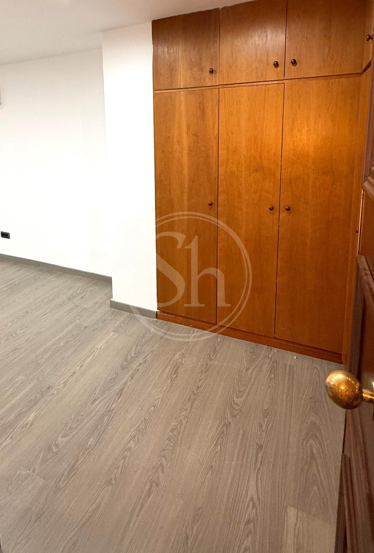 property_image_3