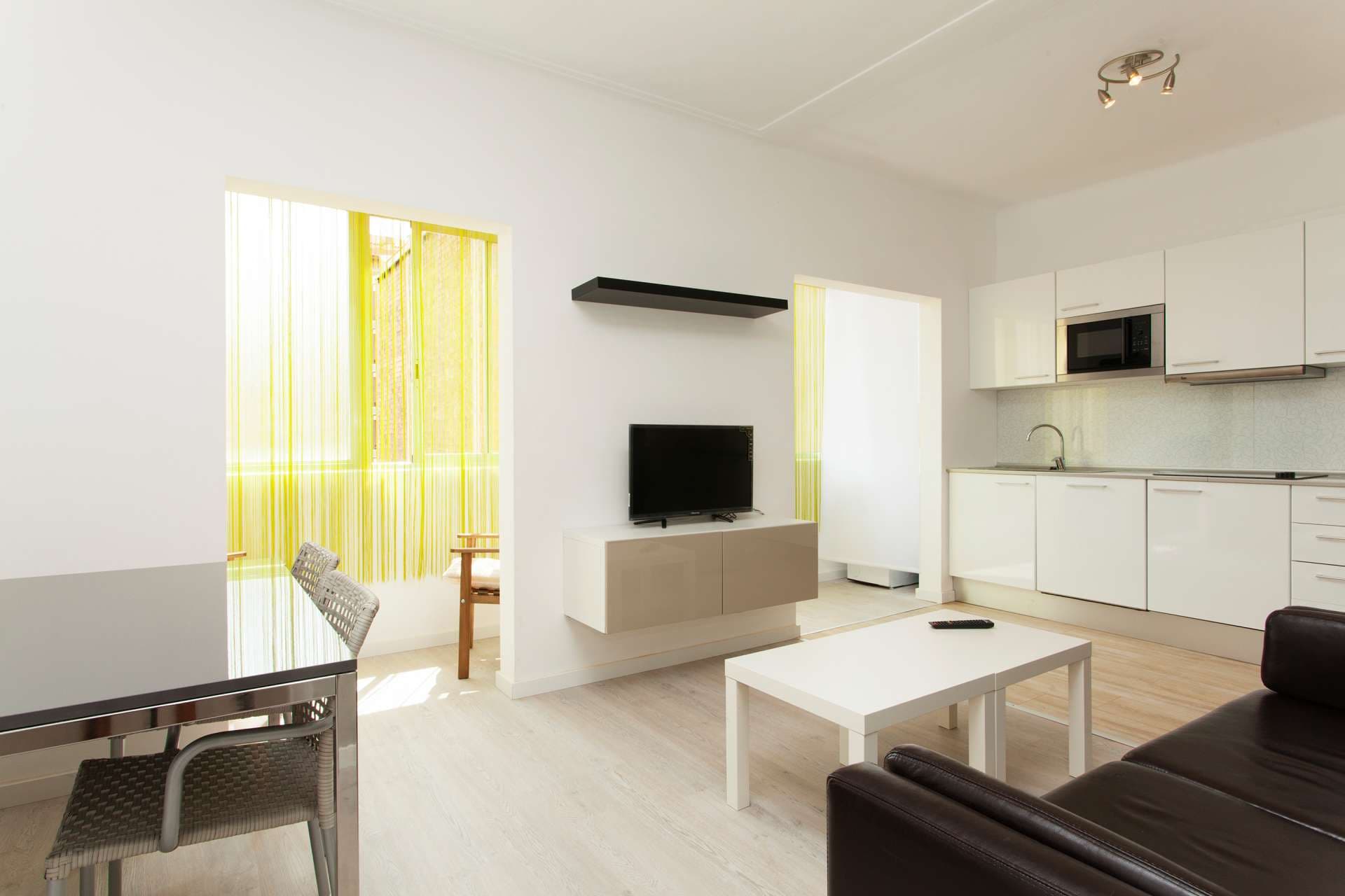 Enamorats - Dos De Maig | Sant Martí | Barcelona | REF T7030-2