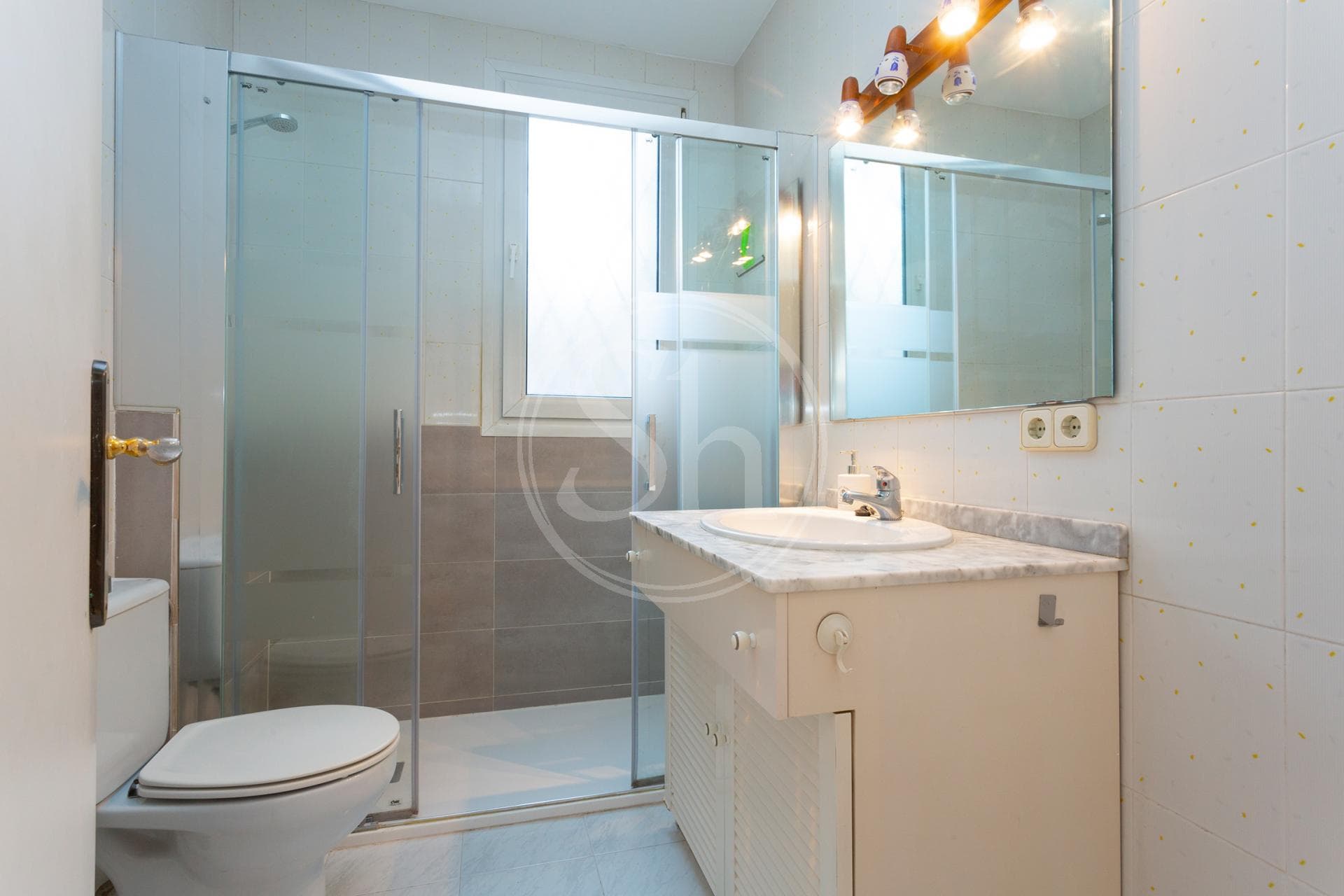 property_image_17