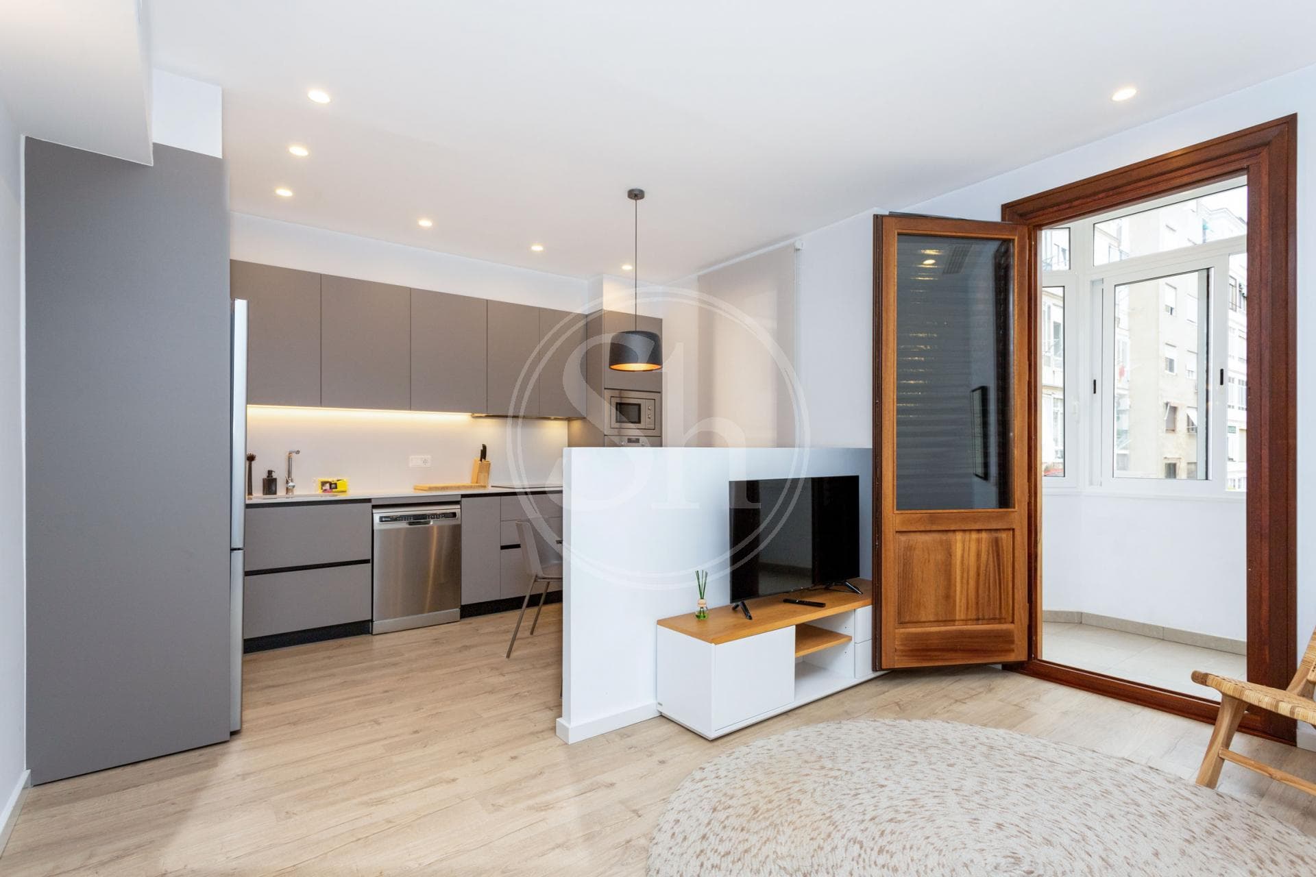 property_image_1