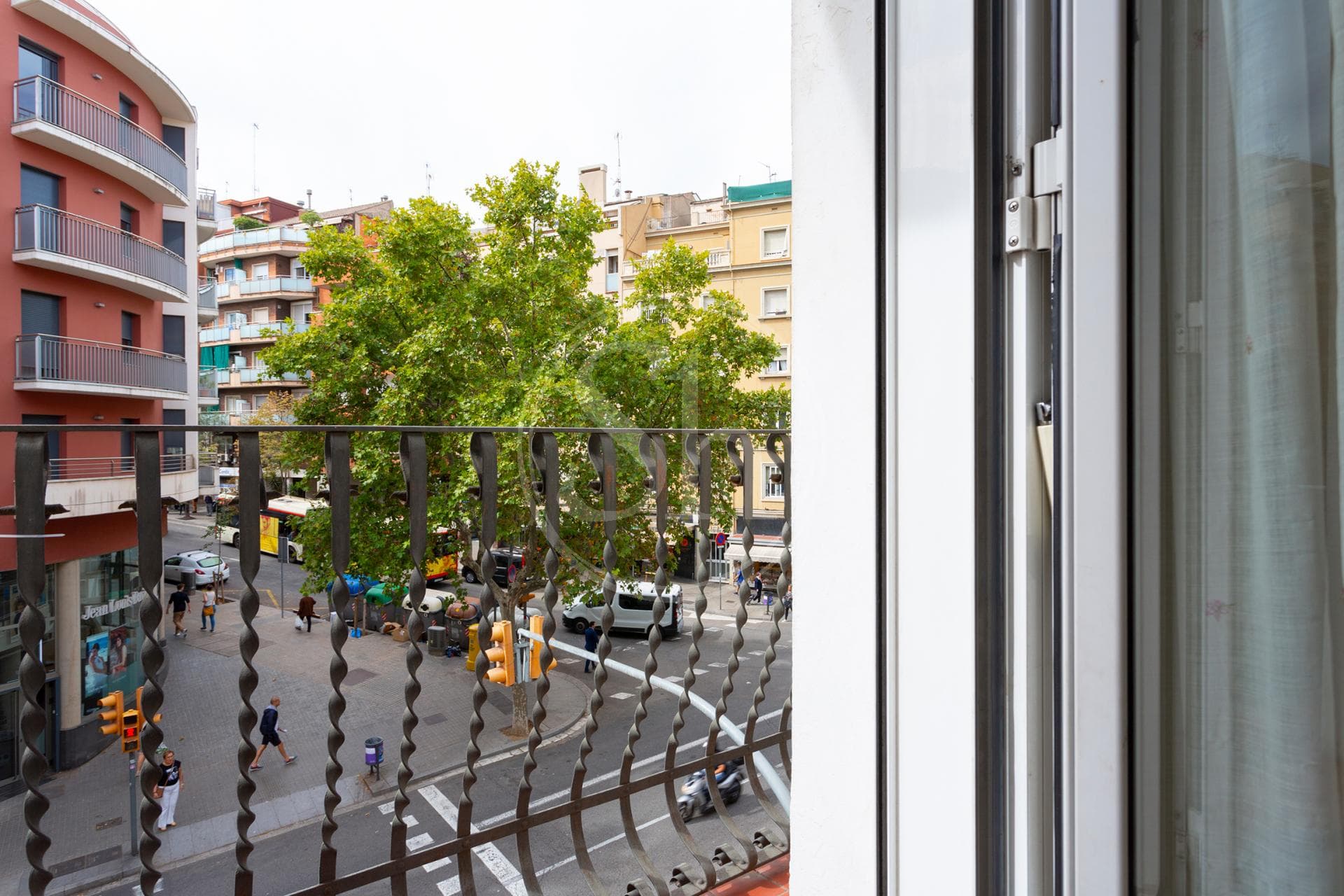property_image_8