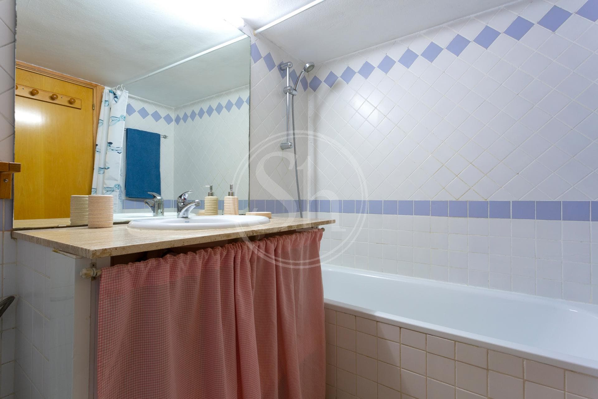 property_image_18