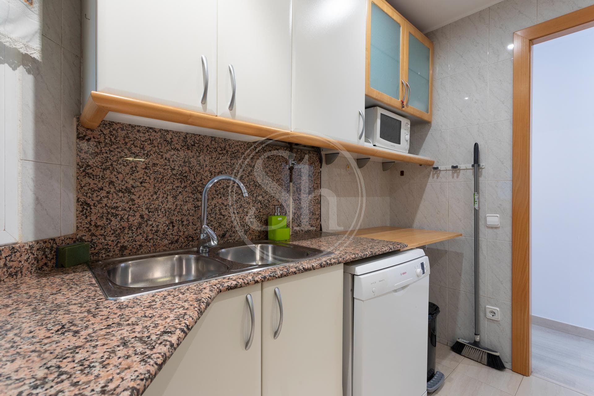 property_image_12