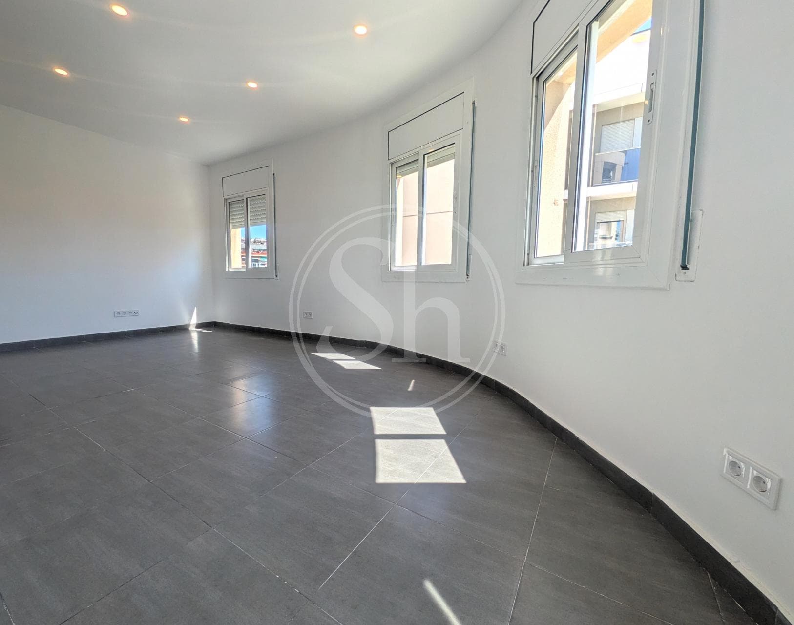 property_image_4